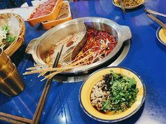 -马路边边火锅串串(观前街店)