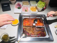 -海底捞火锅鲜切牛肉主题店(长寿路店)