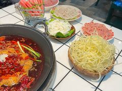 -扎起市井老火锅(乐山总店)