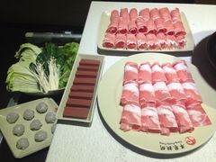 -羊家胡同·龙虾烧烤火锅(龙汇路店)