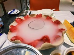 红鼎祥云-红鼎豆捞·非遗鲍皇汤火锅(宝丰路店)