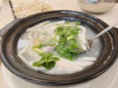 -品香菜馆(旗峰路中侨大厦店)