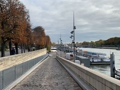 -Bateaux Mouches塞纳河游船