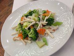 黄油炒时令蔬菜-莫斯科餐厅