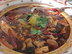 肥肠牛蛙砂锅-马头巷·食景园(苏州总店)
