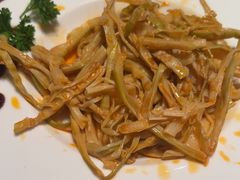 -粤尚腾香居中餐厅(首都机场希尔顿店)