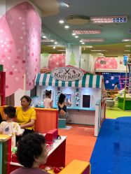 -莫莉幻想儿童乐园(武汉经开永旺店)