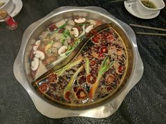 -仁虎老火锅(黄泥磅店)
