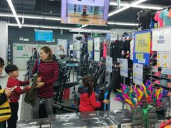 -迪卡侬(高新万达店)