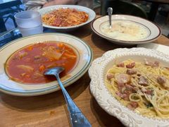 -玛格萝妮比萨屋(四平店)