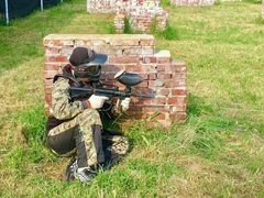 -凤凰山标靶彩弹射击场