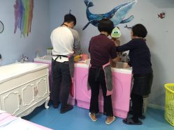 -香港3861婴幼儿游泳馆(东海商务中心店)