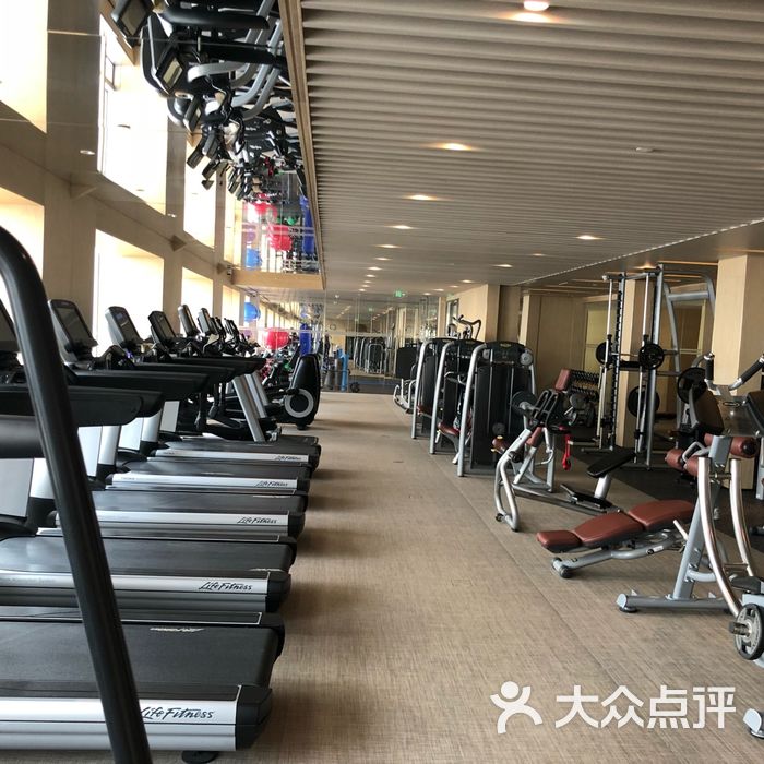 深圳柏悦酒店健身房图片