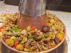 -老佛爷铜炉蛙锅(东门老街店)