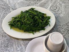 -YI PIN JU 一品居中餐厅 中国超市