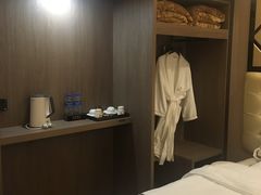 -丽江虎跳峡大酒店