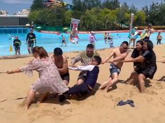-欢乐水魔方水世界