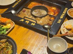 -老牌坊云南鱼豆花火锅(爱建店)