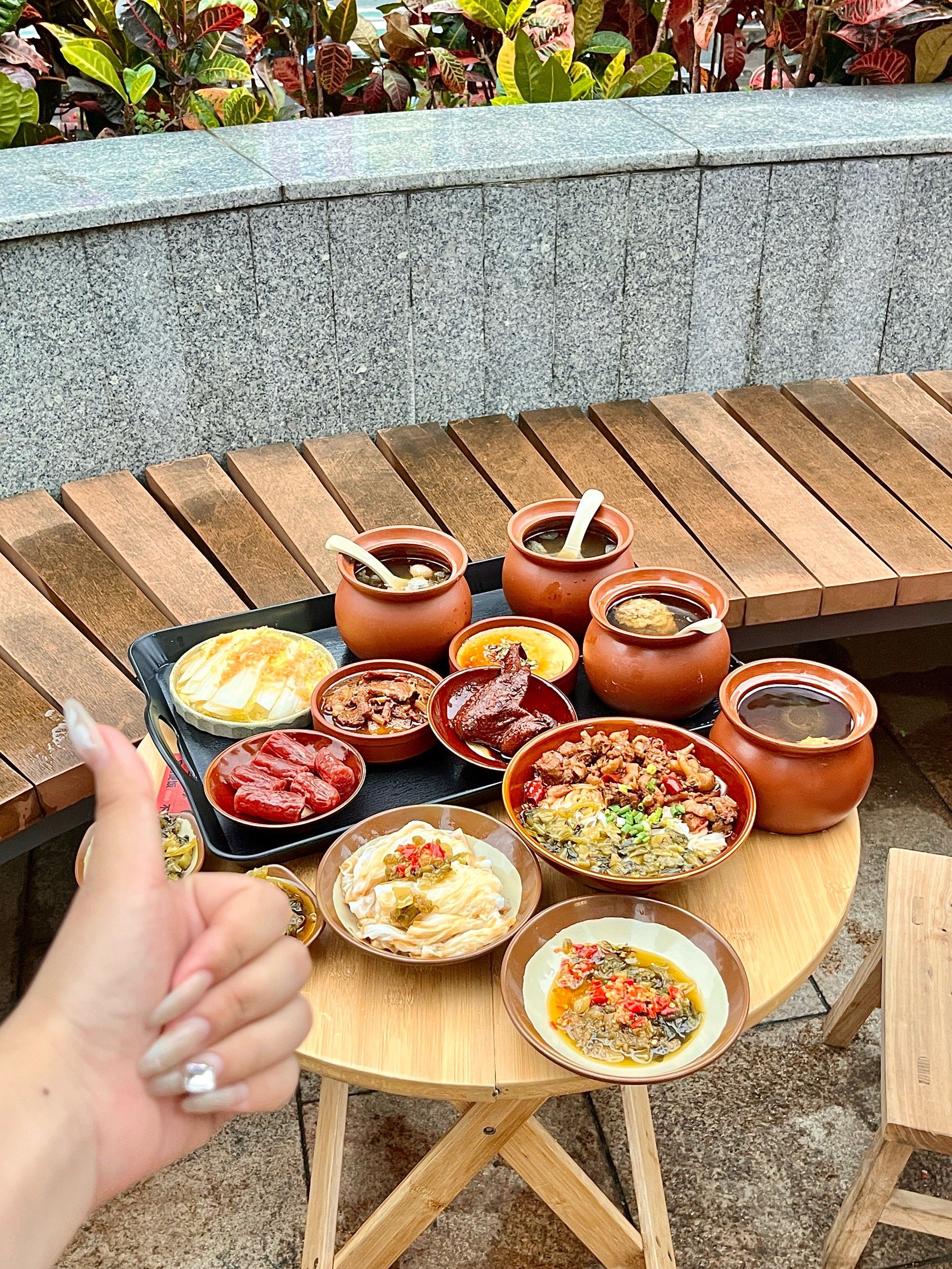 适合一家人吃饭02
-
点单推荐02
7815炖汤
最爱炖汤