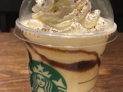 -星巴克臻选(南京金茂览秀城店)