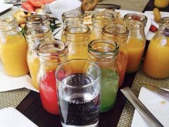 -三亚湾海居铂尔曼度假酒店