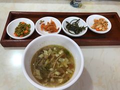 -乡党臊子面(丰庆公园店)