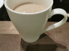 -大中华希尔顿酒店-念自助餐·嗨啤·小龙虾