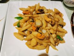 -东来菜馆•手抓海鲜家常菜•海鲜锅贴(鸽子窝店)