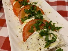 卡普雷塞沙拉-安立可意大利美食