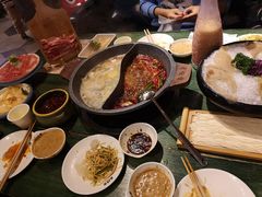 -老灶堂文创火锅(文艺路店)