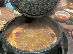 -蘑界·野生菌火锅(深业上城店)