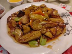 -吴记酱骨炖菜馆(西大直街店)