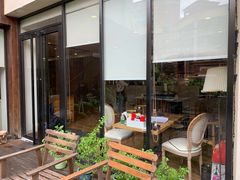 露天位-茶米烧腊茶餐厅(石龙店)