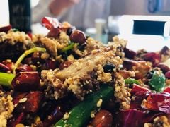 金牌脆皮肉-深巷家味馆.湖北头牌红烧鱼头拌饭(黄陂店)