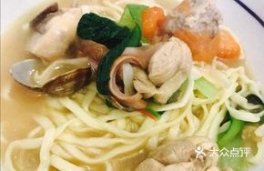 Tri-Season Noodles with Intestine