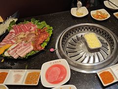 -木槿花韩式炭烤·熟成肉工坊(孙文东路店)