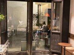 门面-Metal hands·铁手咖啡