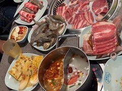 -金滏山烤肉·海鲜·火锅自助餐厅(襄阳万达店)