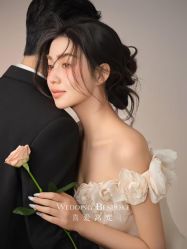 -喜爱高定婚纱摄影