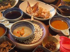 -包整·丝娃娃(一览甲秀楼风景店)