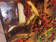 -川人百味·水煮活鱼(赛罕万达店)