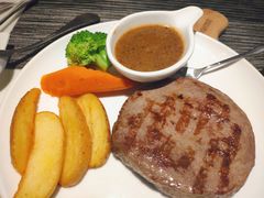 -斗牛士牛排餐厅(嘉里汇店)