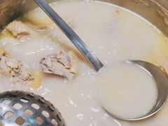 -煲王粤菜餐厅(中侨中心店)