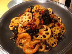 -俏湘厨•地道湘菜(建华南路店)