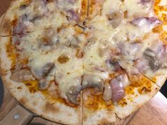 培根蘑菇薄脆披萨（10寸）-新贝乐意大利餐厅(苏州中心店)