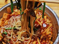 -柳州肥姨妈大骨螺蛳粉(曹路店)