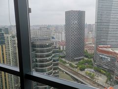 -上海龙之梦万丽酒店