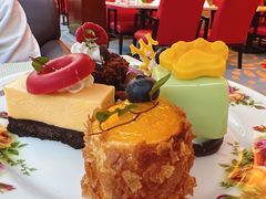 -亮马河饭店翠雅咖啡厅