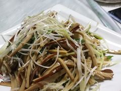 -文君楼美食·庭院酒店(宽窄巷子地铁站店)
