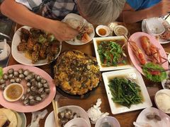 -J Daeng Seafood